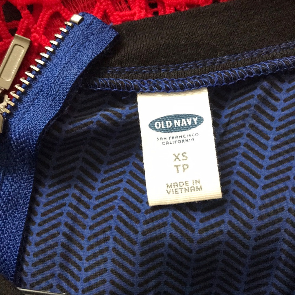 Chevron patterned black and blue Old Navy dress - Picture 4 of 5